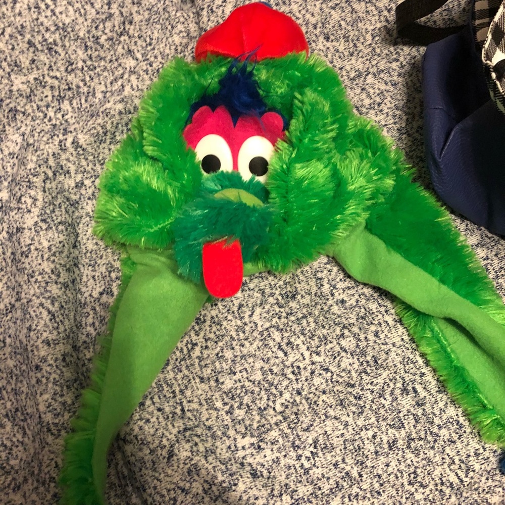 Philidelphia Phillies fanatic hat